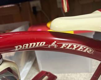 Vintage Metro Radio Flyer tricycle