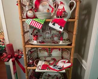 Bamboo shelf, Italian Christmas pieces