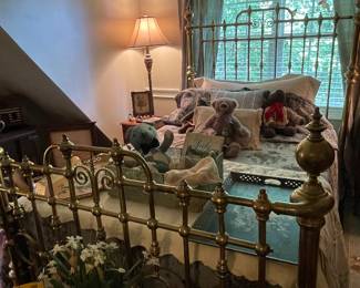 Antique full size brass bed