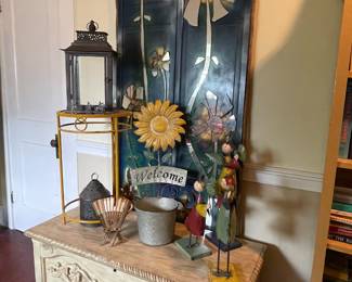 Storage chest, folding screen, metal stool