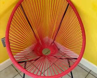 Oval Red Bungee Chair