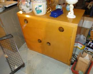 MCM Dresser