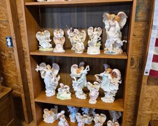 Seraphim Angels and case/shelf