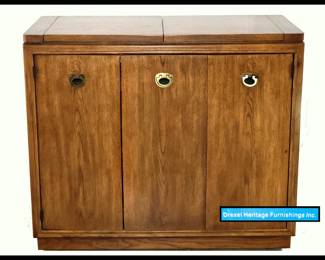 Drexel Heritage Bar on Wheels: Top Folds Open
