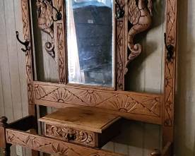 SILENT AUCTION ITEM. YOU MAY BID NOW. Starting Bid: $600 Antique Oak Hall Tree