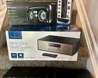 139 Home Audio Assortment