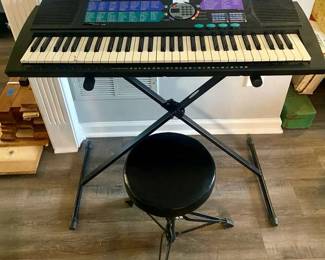 145 Yamaha Keyboard W Stand Stool