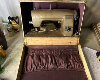 Vintage Sew Machine in case