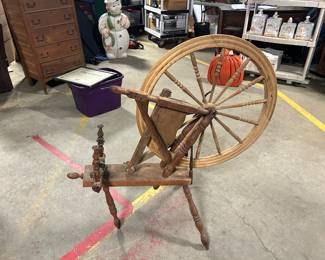 Vintage Spinning Wheel