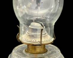 Scalloped Edge Base Oil Lamp