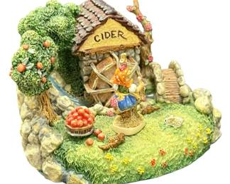 RARE Hummel Danbury Apple Tree Hummelscape