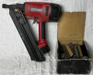 Tool Shop Pneumatic 30 Degree Clipped Head 3.5" Framing Nailer Model 208-2196 Plus Box of Grip Fast Framing Nails
