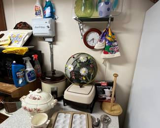 More kitchen miscellaneous....