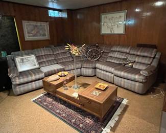 Sectional sofa