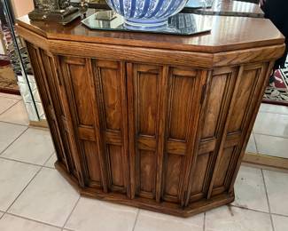 Wood cabinet
