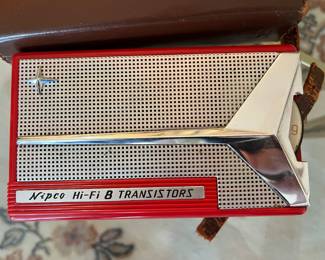 Vintage Nipco transistor radio!