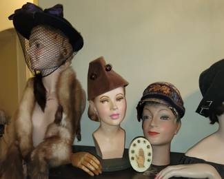 Vintage mennequins and ladies hats