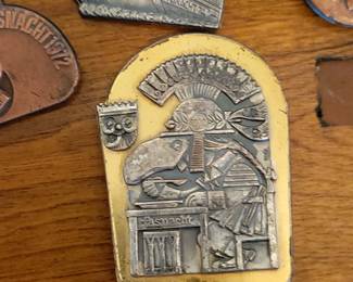 Fasnacht vintage pins