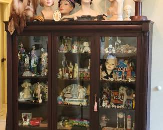 Large curio