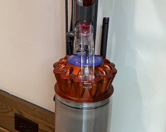 Dyson Animal Rollerball Vacuum 