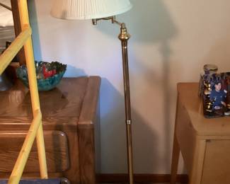 Floor lamp