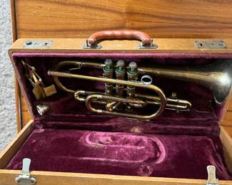 Olds Ambassador Bb Cornet and case. 