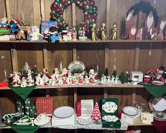 More x-mas decorations and plates.