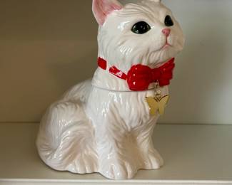 YuYu Persian Cat Cookie Jar