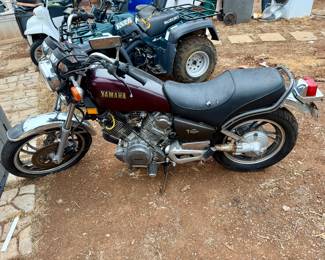 750 Yamaha Rebel runing