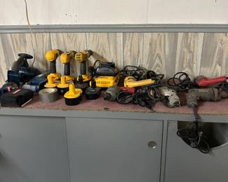 Dewalt, Hilti, Ryobi