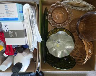Box Lots - Personal hygiene, moisturizers and vintage glass and baskets
