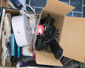 Box Lots - Hair Styling, Verizon 2 phone set