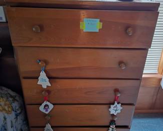 SOLID WOOD DRESSER, GREAT CONDITION