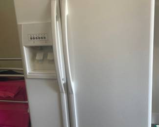 Whirlpool refrigerator 67" x 33" $400
