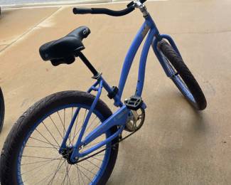YOLO beach cruiser bike $125
