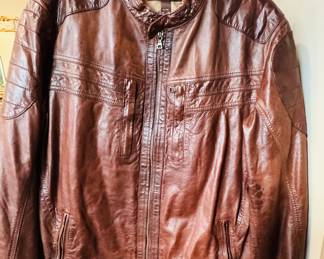 Men’s vintage leather jacket
