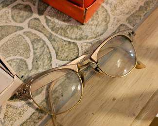 Retro glasses