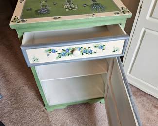 Herbs storage chest