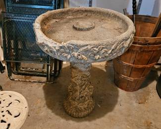 Bird bath