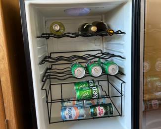 Haier Mini Wine Fridge