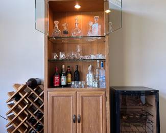 Oak Liquor / Bar Cabinet