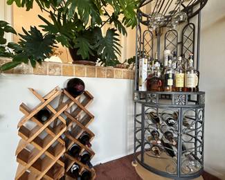 Round Metal Corner Bar Rack