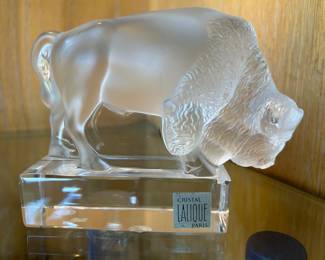 Lalique Crystal Bison / Buffalo Paperweight