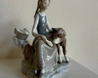 Lladro Porcelain Figurine Collection: Girl with Calf, Pastora Con Ternero designed by Salvador Curio and issued 1972 - 1981
