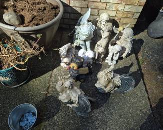 Garden pots