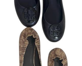 Two Pairs of Tory Burch Reva Womens Flats w Medal Logo Size 6.5
