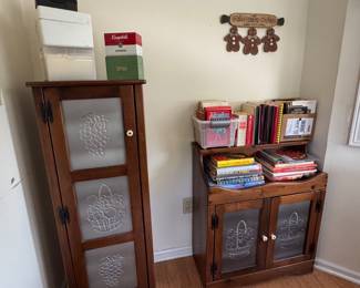 Cookbooks and recipe boxes