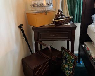 Expanding wooden sewing box and lots of sewing stuff