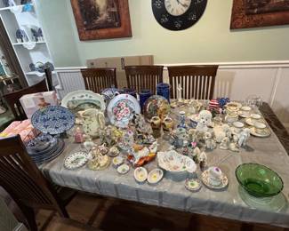 Mini collectible China pieces. Poodle figurines.