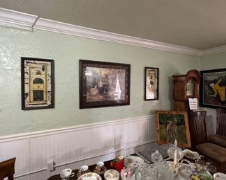 Several pieces of prints & artwork throughout. 